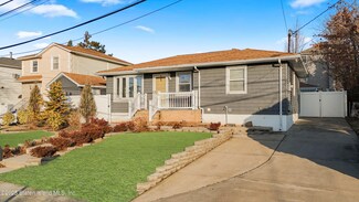 951 Sinclair Ave, Staten Island, NY 10309