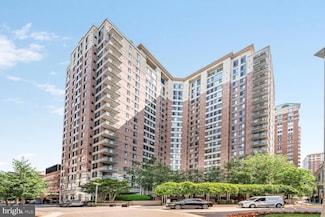 851 N Glebe Rd Unit 916, Arlington, VA 22203