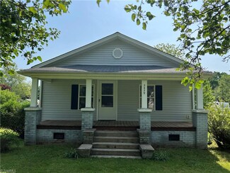 2439 Ossipee Front St, Elon, NC 27244