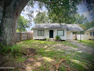 1002 Morgan St, Abbeville, LA 70510