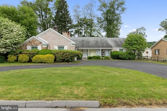 418 W 1st Ave, Clearfield, PA 16830