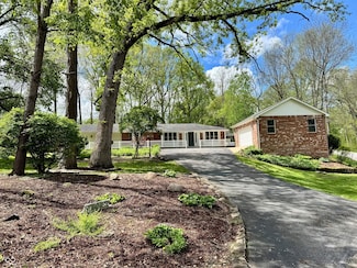 125 Woodland Heights, Greencastle, IN 46135