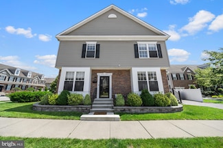 2124 W Reserve Dr, Philadelphia, PA 19145