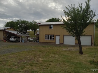261 Ferguson Rd, Stites, ID 83552