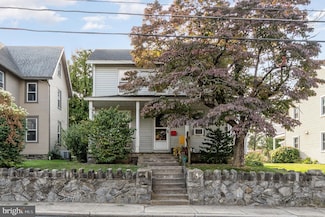 208 S Church St, Quarryville, PA 17566