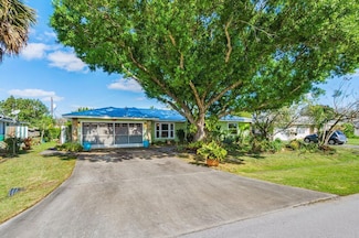 117 NE Surfside Ave, Port Saint Lucie, FL 34983