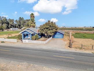 11301 13th Ave, Hanford, CA 93230