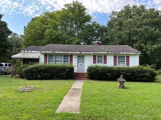 18146 N R St N, Keller, VA 23401