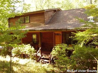 17 Wilderness Ln, Accord, NY 12404