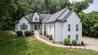 467 Bonnie Valley Dr, Lebanon, TN 37087