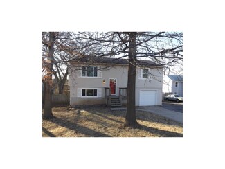 2720 S 37th St, Kansas City, KS 66106