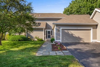 6 Pondside Ct, Mystic, CT 06355