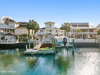 53 Fairmont St, Ocean Isle Beach, NC 28469