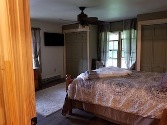 57 King Rd Unit Bedroom  3 and 4, Campton, NH 03223