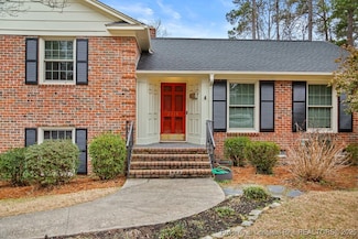 2713 Millbrook Rd, Fayetteville, NC 28303