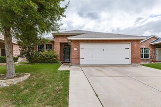 1015 Nueces Ct, Forney, TX 75126