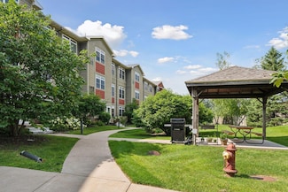 2530 E 34th St Unit 111, Minneapolis, MN 55406