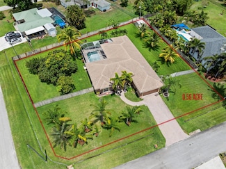 1992 SE Fairfield St, Port Saint Lucie, FL 34983