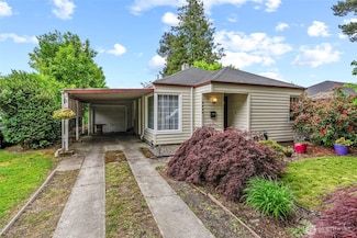 2945 Louisiana St, Longview, WA 98632