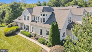 58 Old Barn Dr, West Chester, PA 19382