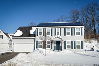 13 Kriss Krossing, East Greenbush, NY 12061