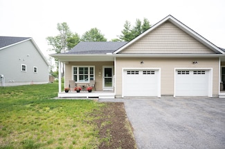 11 Loon Ln, Windham, ME 04062