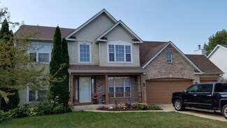 458 Greenview Ln, Oswego, IL 60543
