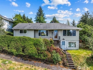 2042 E Harrison St, Tacoma, WA 98404