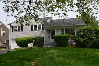 3715 Regent Ln, Wantagh, NY 11793