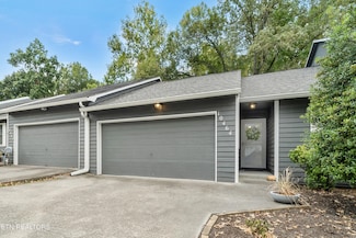 10464 Laura Lee Ln, Knoxville, TN 37922