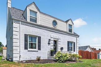 6817 Crest Ave, Saint Louis, MO 63130