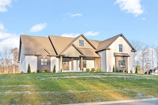 1311 Reda Dr, Clarksville, TN 37042