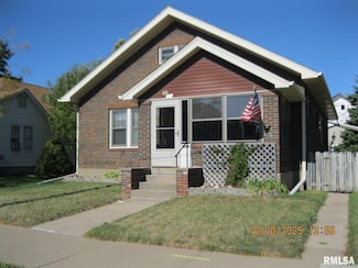 414 3rd Ave N, Clinton, IA 52732