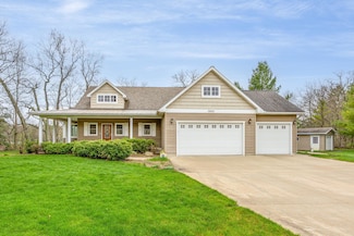 18559 Kreig Dr, Big Rapids, MI 49307