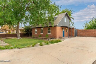 7808 N 59th Ln, Glendale, AZ 85301