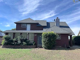 117 NE 52nd St, Lawton, OK 73507