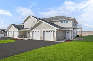 223 NW 3rd Ave, Monroe, WI 53566