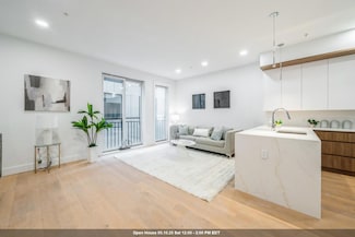 160 Brunswick St Unit 204, Jersey City, NJ 07302