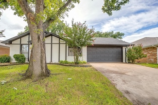 3925 Singleleaf Ln, Fort Worth, TX 76133