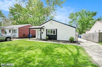 25805 Rosenbusch Blvd, Warren, MI 48089