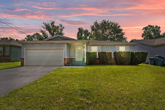 2420 S Fort Ave, Springfield, MO 65807