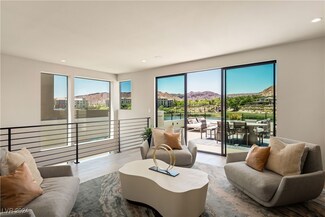 46 Lakefront Dr, Henderson, NV 89011
