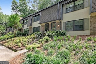 8 Arpege Way NW, Atlanta, GA 30327