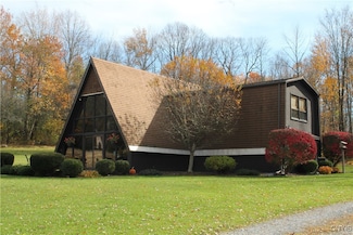 1229 Whiting Rd, Jordan, NY 13080