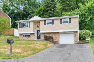 447 Crestview Dr, Pittsburgh, PA 15239