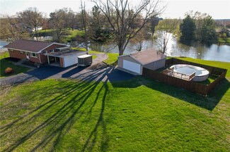 206 Maple Dr, Catlin, IL 61817