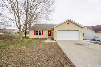 4561 S Sandpiper Dr, Bloomington, IN 47401