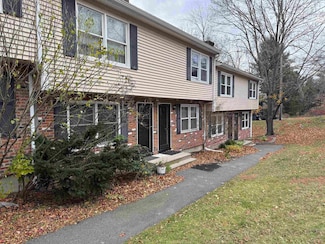 7 Picadilly Ct, Manchester, NH 03104