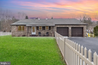 1510 Conewago Ave, Manchester, PA 17345