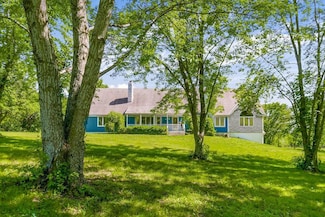 23431 W 236th St, Spring Hill, KS 66083